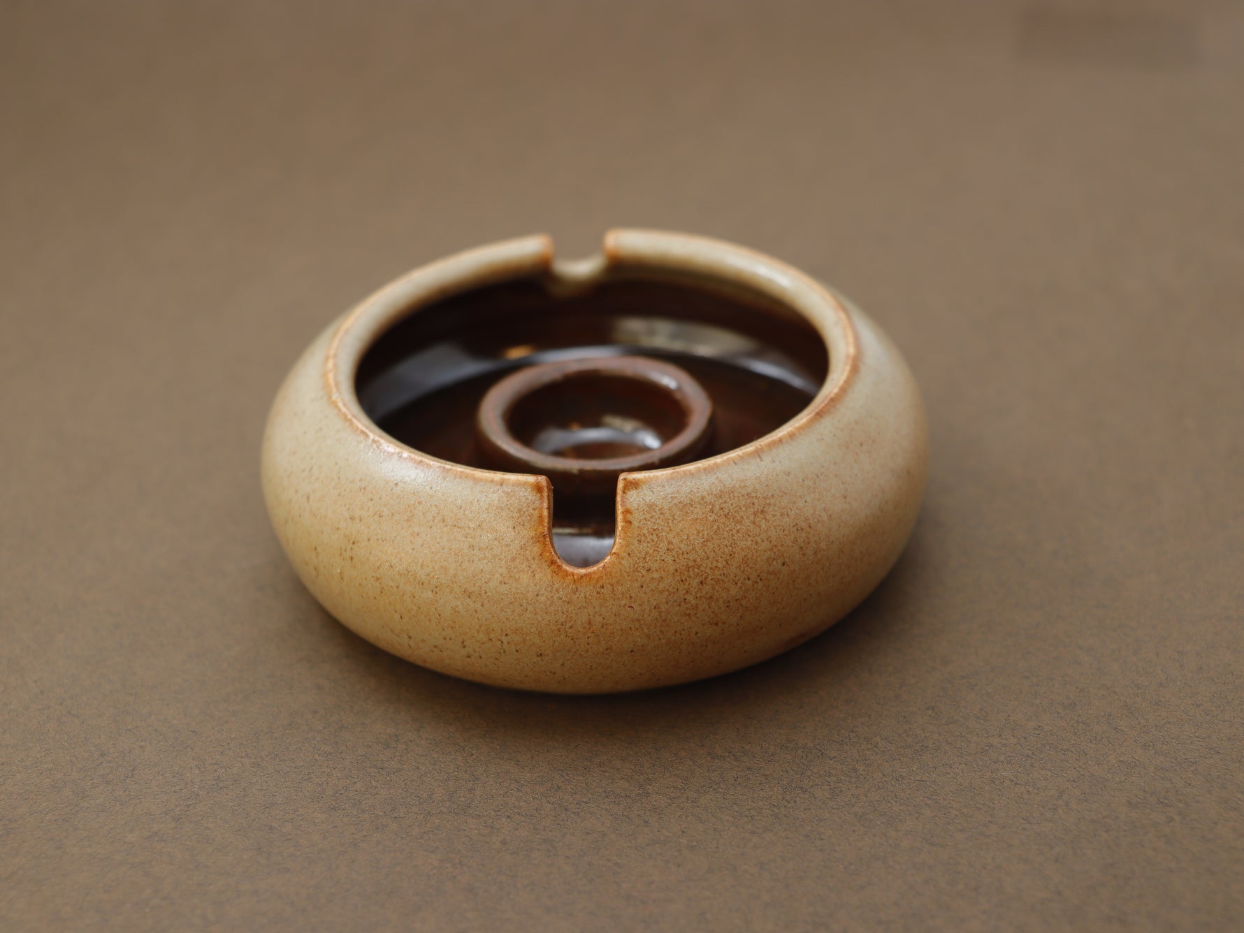 decorative ashtray 4